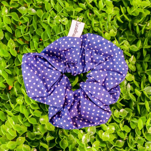 Scrunchies de tela hechos a mano – Colores y estampados variados - Imagen 5