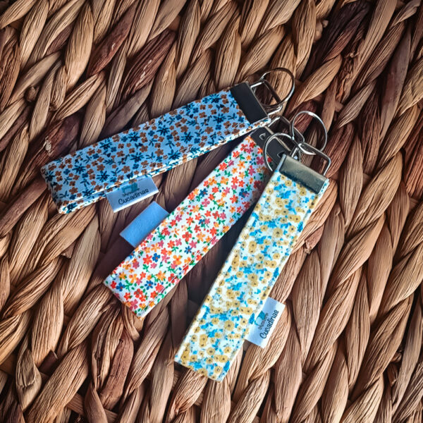 Llavero de tela estampada – Modelos variados - Imagen 2
